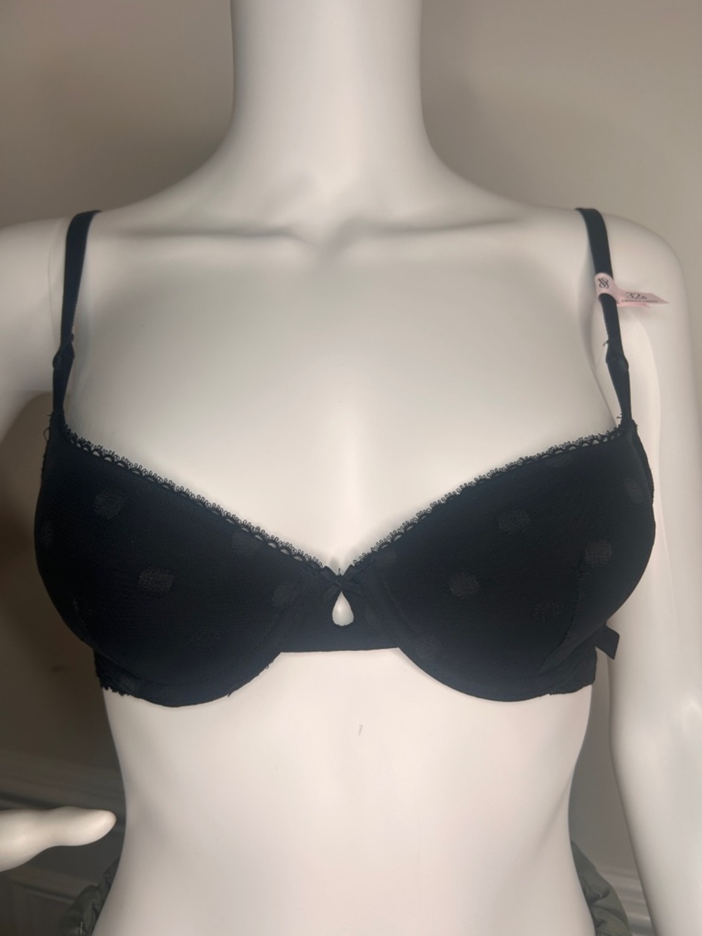 Victoria’s Secret Lined Demi Polka Dot Bra 32B, Black - Picture 4 of 9
